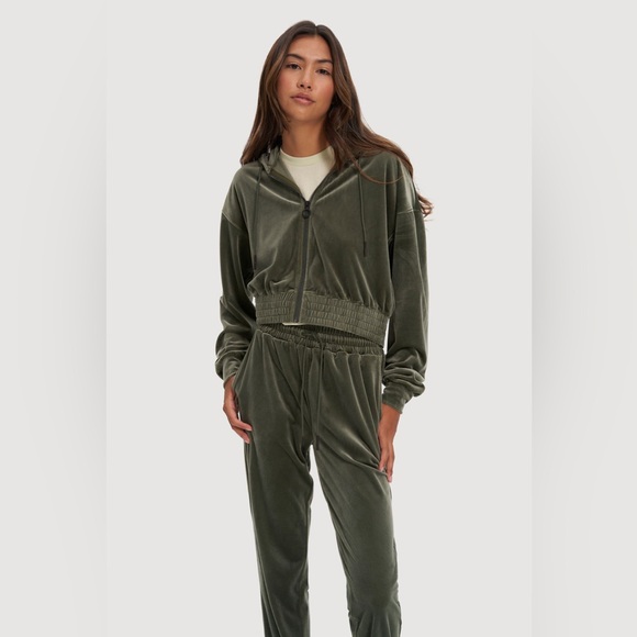 NOIZE Jogger Set Chelsi Zip-Up Hoodie & - Picture 3 of 16